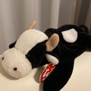 Ty Beanie Baby Original. DAISY the Cow. Born May 10, 1994. R a r e. #4006